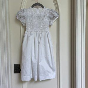 Girls White satin and lace dress;  size 6x;  Peaches N Cream